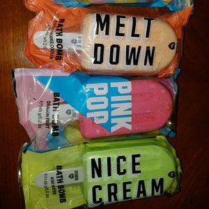 Bath bombs